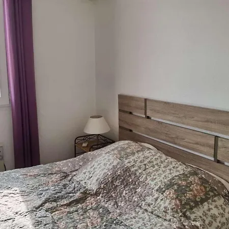 Apartamento Duplex Climatisé Avec Terrasse, 6 Couchages, Cuisine équipée, Barbecue Et Parking à - Fr-1-326-470