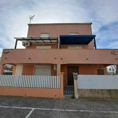 Duplex Climatise Avec Terrasse, 6 Couchages, Cuisine Equipee, Barbecue Et Parking A - Fr-1-326-470 * Marseillan (Herault)