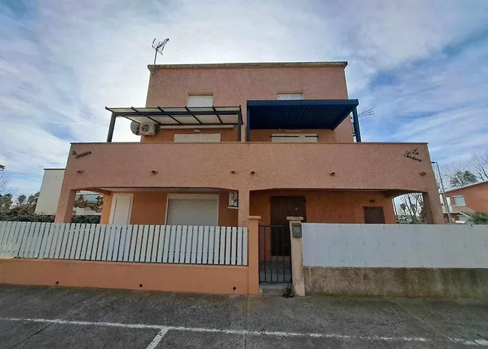 Duplex Climatise Avec Terrasse, 6 Couchages, Cuisine Equipee, Barbecue Et Parking A - Fr-1-326-470 * Marseillan (Herault)